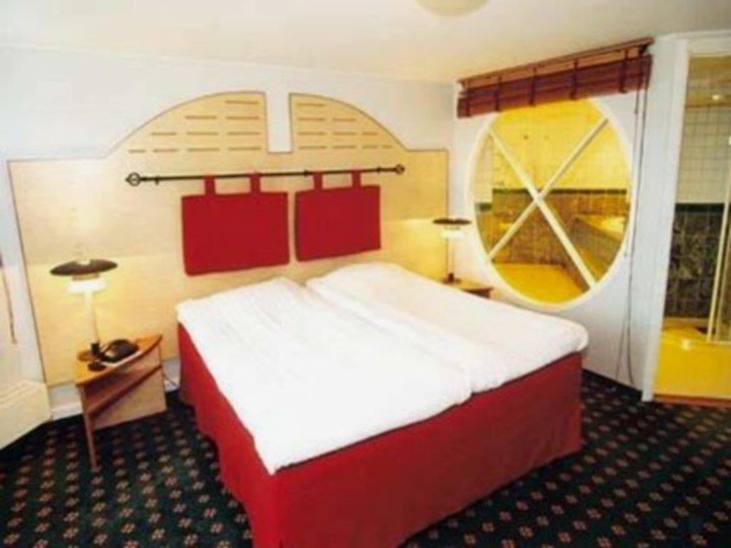 First Hotel Joenkoeping Jonkoping Quarto foto